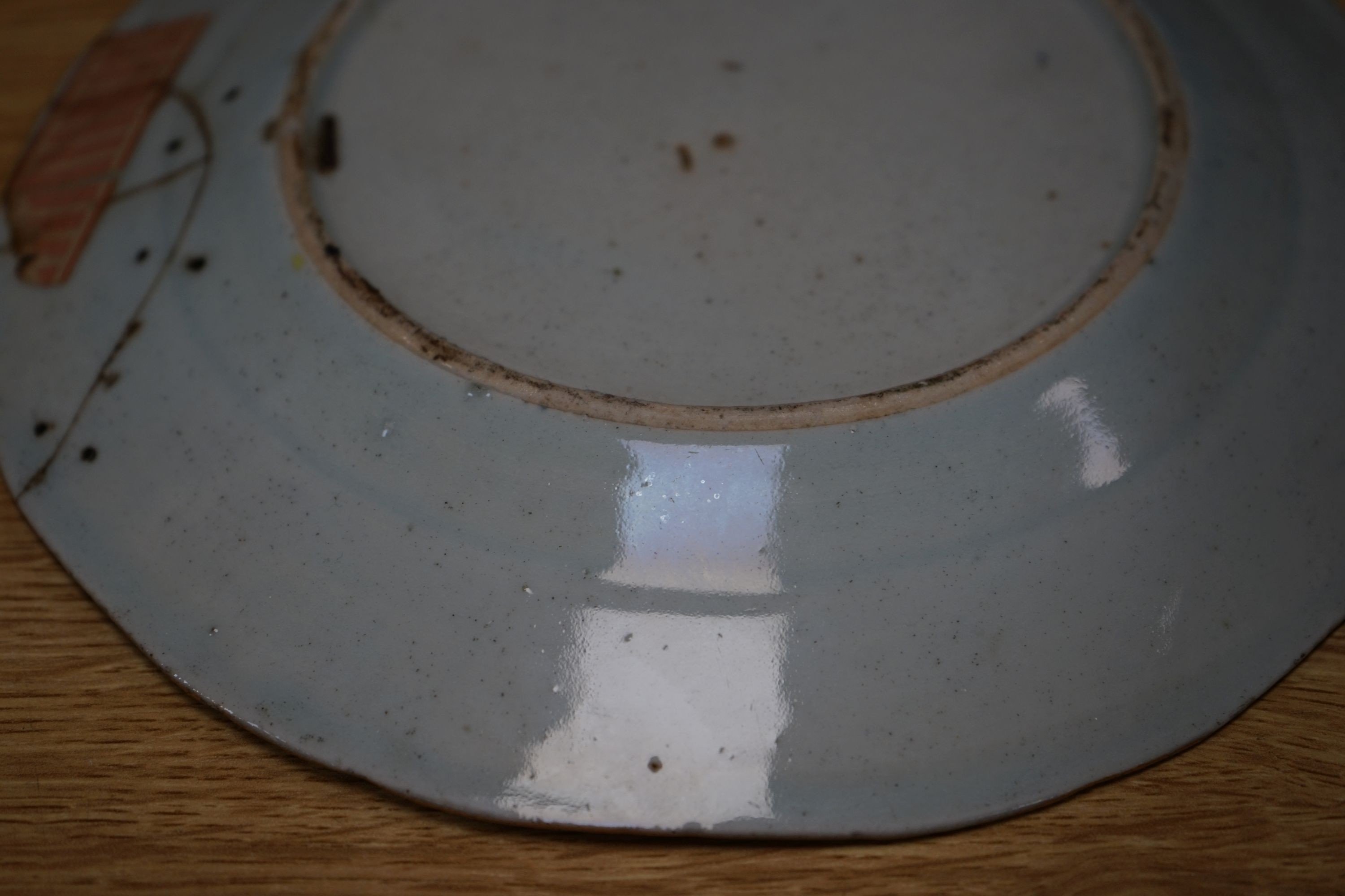 A Japanese blue and white dish, a Chinese blue and white meiping and a clobbered plate 33cm